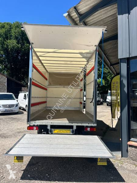 Véhicule utilitaire Iveco