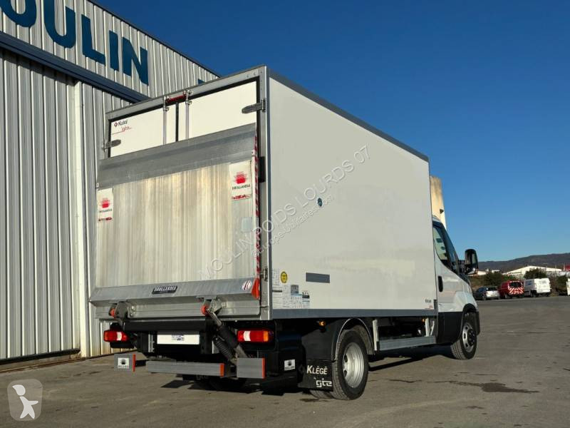 Furgoneta Iveco