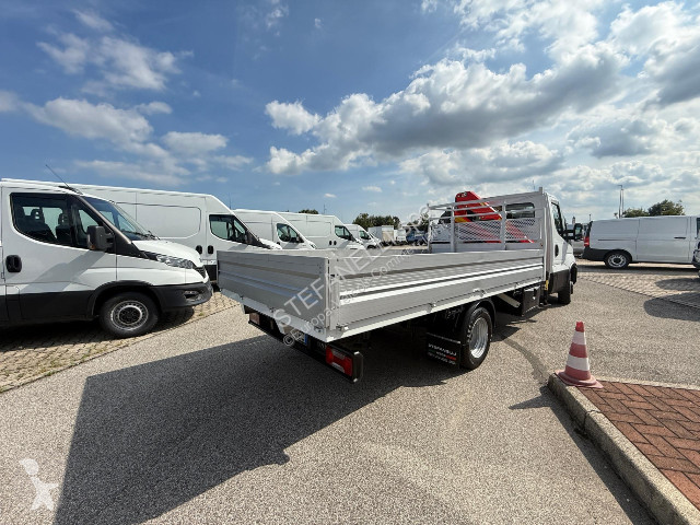 Autoutilitară Iveco DAILY 35C14 CASSONE CON GRU
