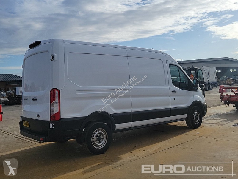 Autoutilitară Ford