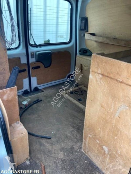 Véhicule utilitaire Renault KANGOO