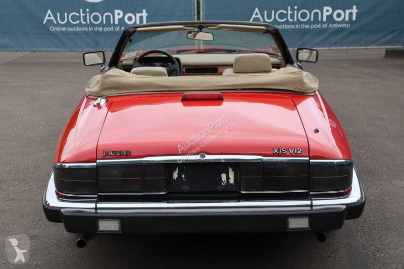Véhicule utilitaire Jaguar Convertible -S
