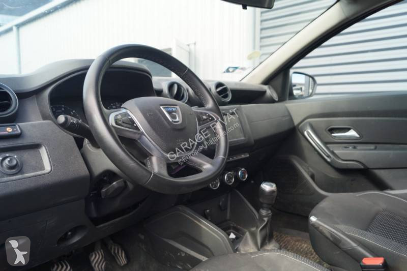 Véhicule utilitaire Dacia