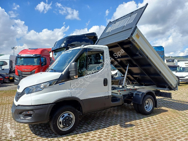 Furgoneta Iveco DAILY 35C14