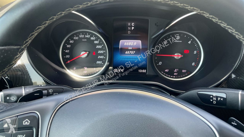 Užitkové vozidlo Mercedes 250 d Clase V Largo