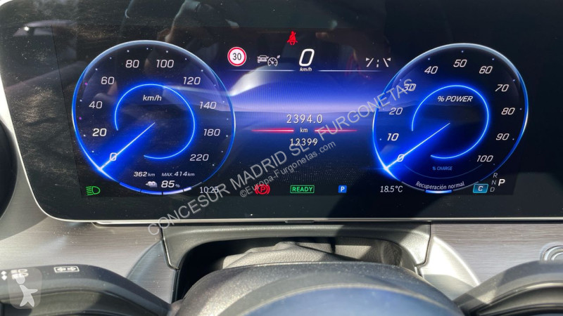 Užitkové vozidlo Mercedes EQV 300 Largo
