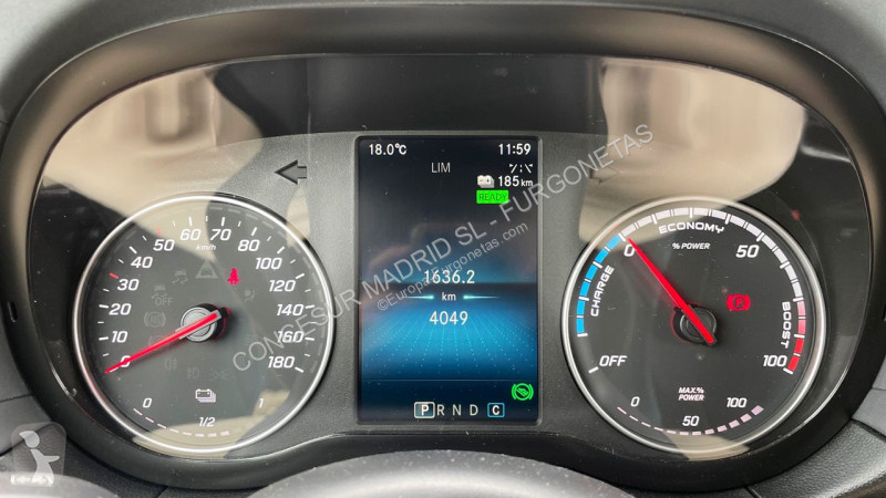 Autoutilitară Mercedes 200 45 kWh