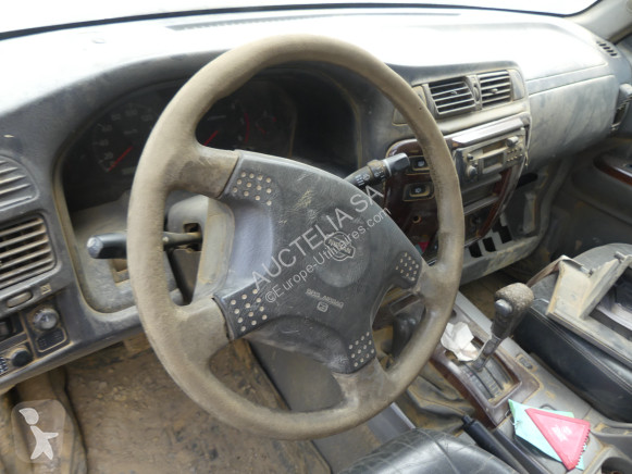 Véhicule utilitaire Nissan