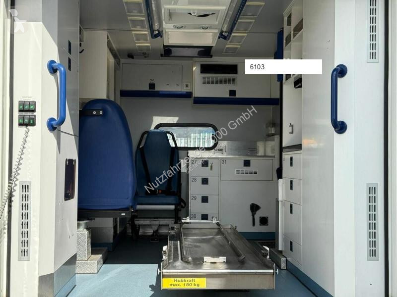 Véhicule utilitaire Mercedes