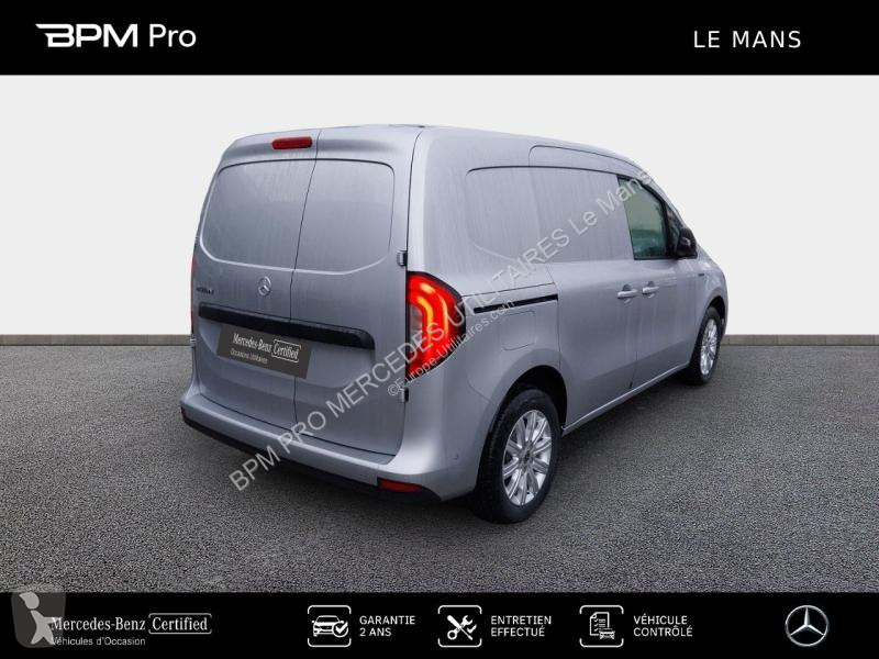 Véhicule utilitaire Mercedes e Long Pro