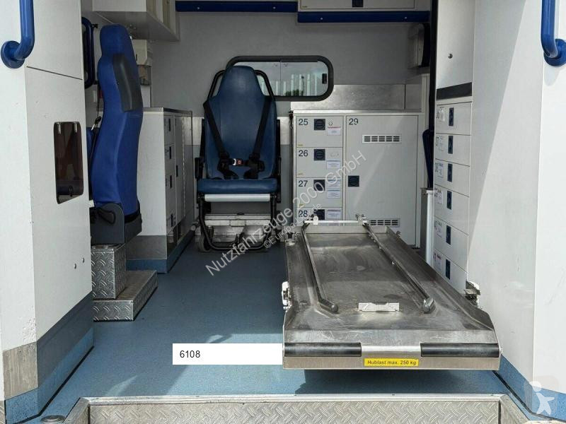 Véhicule utilitaire Mercedes