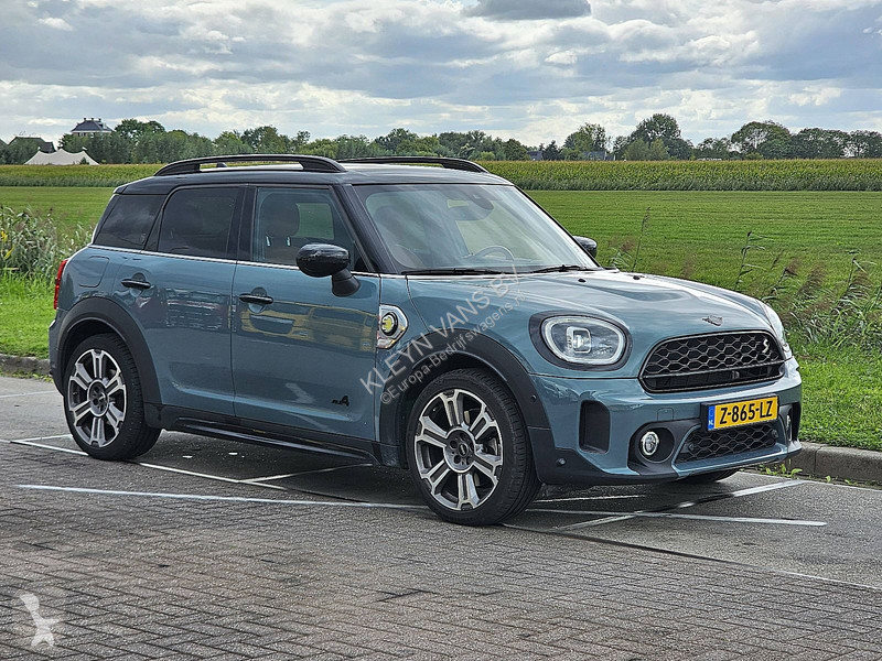 Autoutilitară Mini Cooper ALL4 Head-Up!