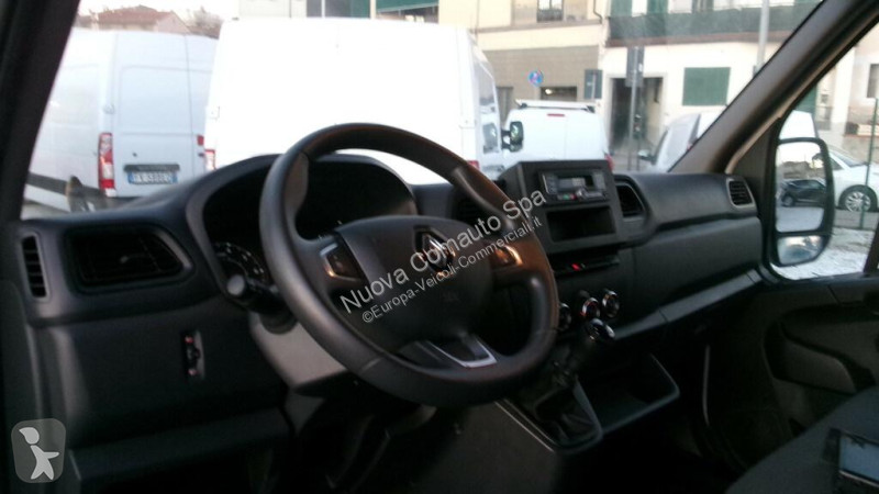 Renault III 2019 Transporter