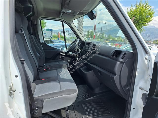 Renault III 2019 Transporter