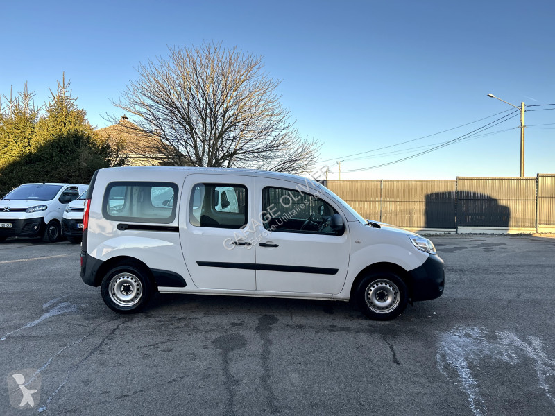 Véhicule utilitaire Renault Maxi Grand Volume...