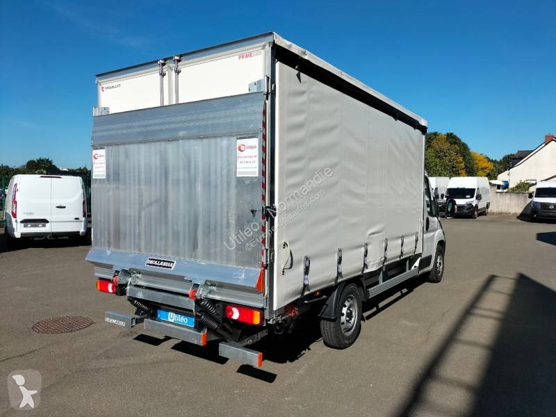 Véhicule utilitaire Fiat