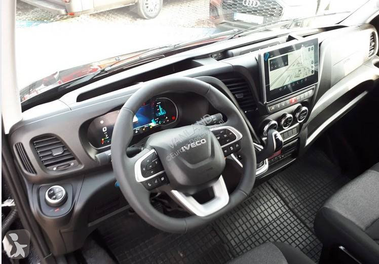 عربة نفعية Iveco