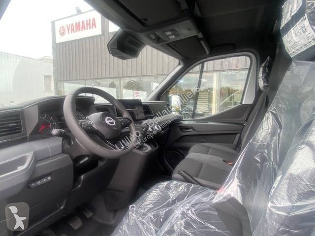 Furgoneta Nissan