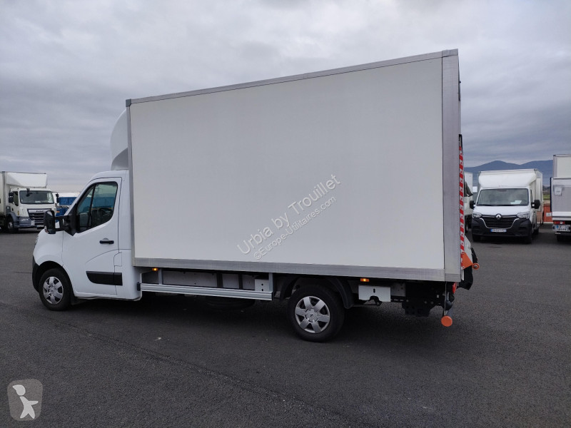 Samochód dostawczy Nissan CHASSIS CABINE