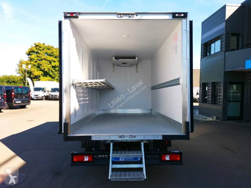 عربة نفعية Iveco