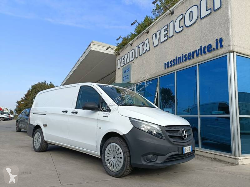 Véhicule utilitaire Mercedes