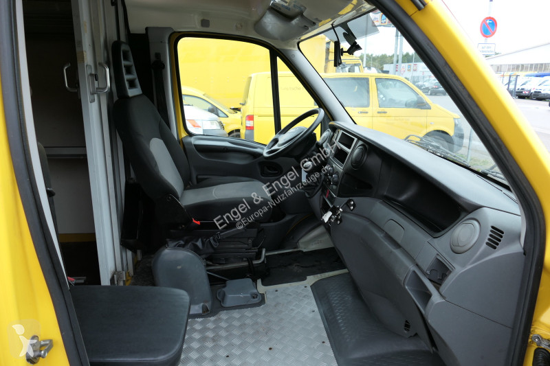 Samochód dostawczy Iveco Daily 35 S11 C30C...