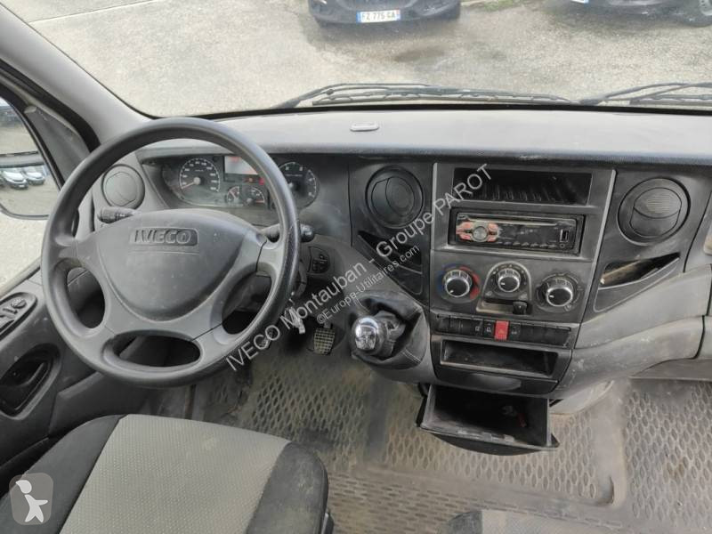 عربة نفعية Iveco