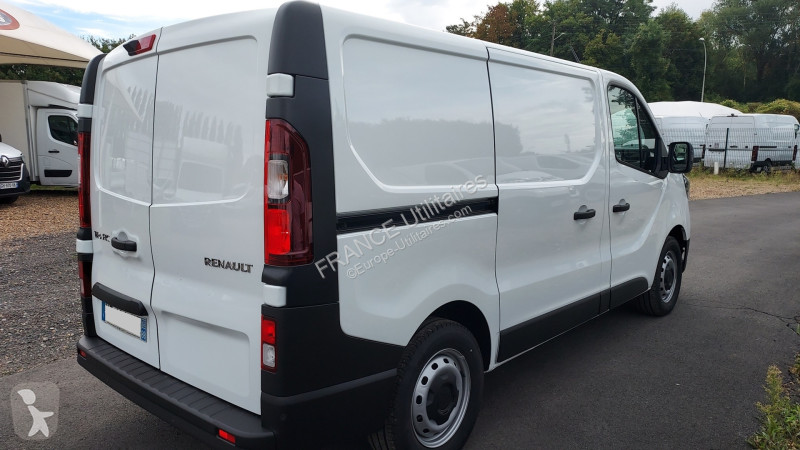 Véhicule utilitaire Renault TRAFIC III FG BVA...