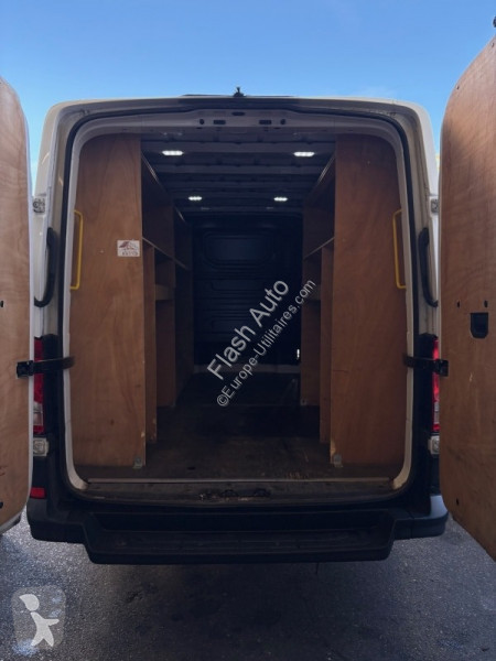 عربة نفعية Volkswagen CRAFTER  2.0 TDI 140CH BVA