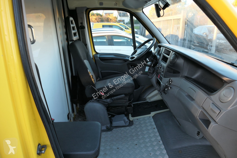 Iveco Daily 35 S11 C30C AUTOMATIK KAMERA Regale...