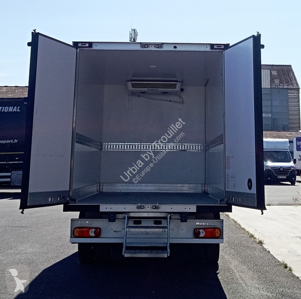Véhicule utilitaire Renault FRIGO 12M3 165 CV...
