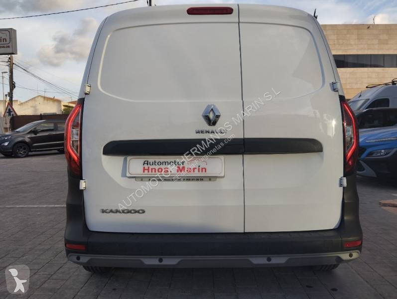 عربة نفعية Renault