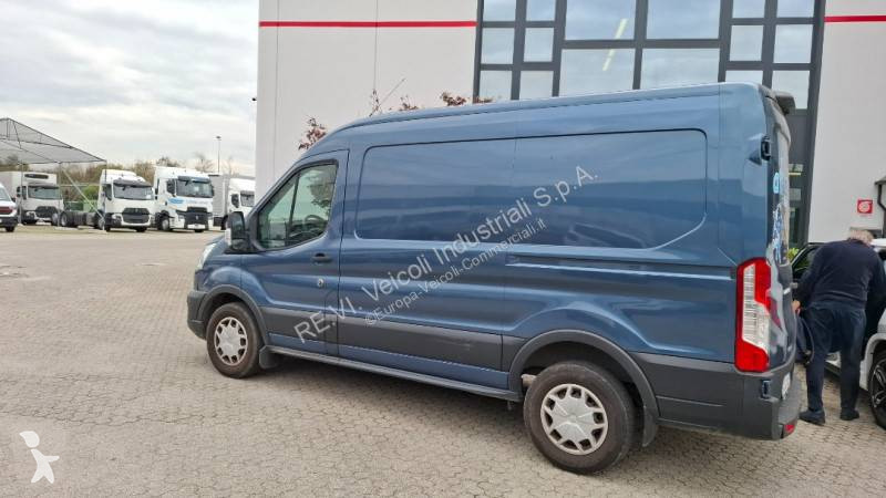 Samochód dostawczy Ford