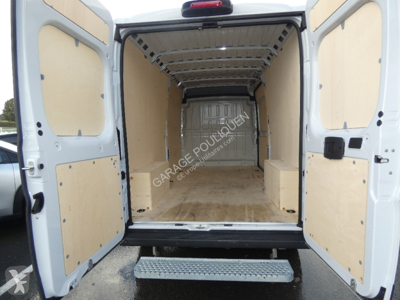 L3H2 BLUEHDi 165 SetS BVM6 DRIVER Transporter