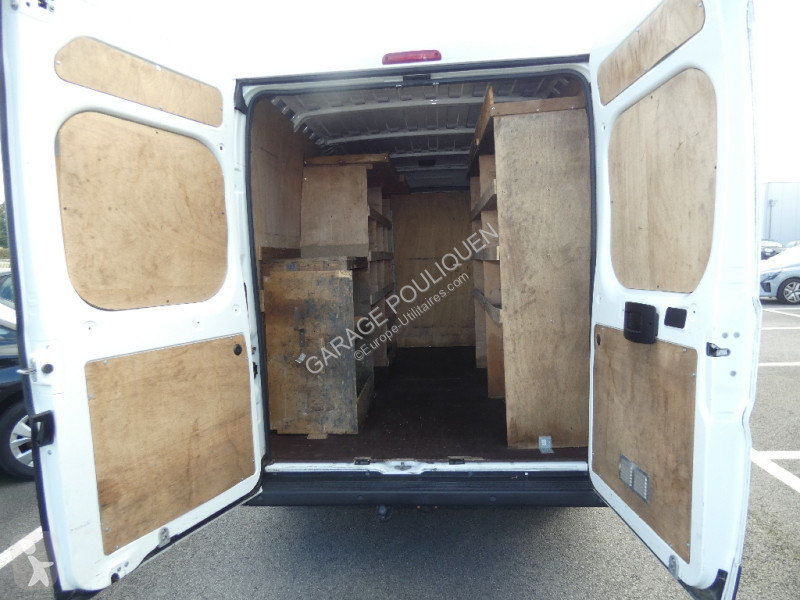 Véhicule utilitaire Peugeot L2H2 BLUEHDI 140...