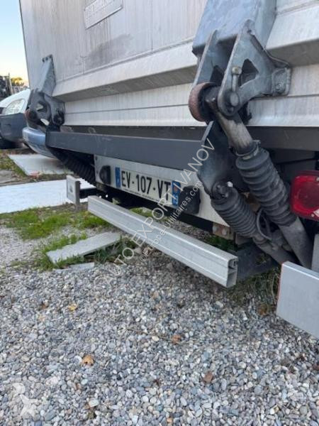Véhicule utilitaire Renault  MASTER DCI 145...