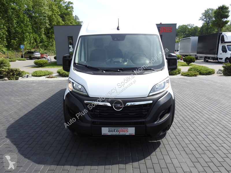 Samochód dostawczy Opel  MOVANO