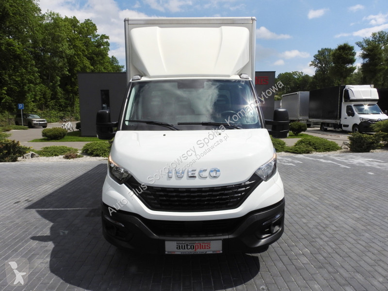 Лекотоварен автомобил Iveco 35C14 DAILY