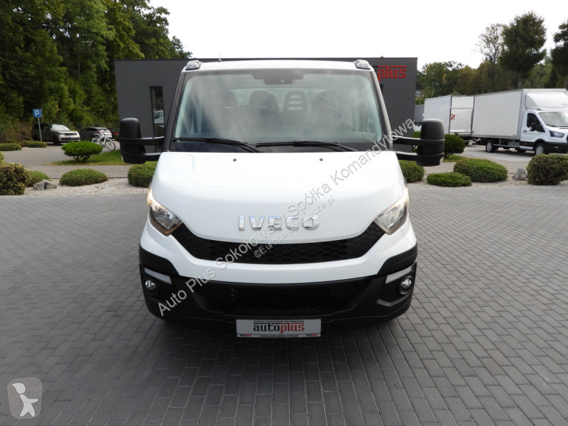 Véhicule utilitaire Iveco 35C17 DAILY