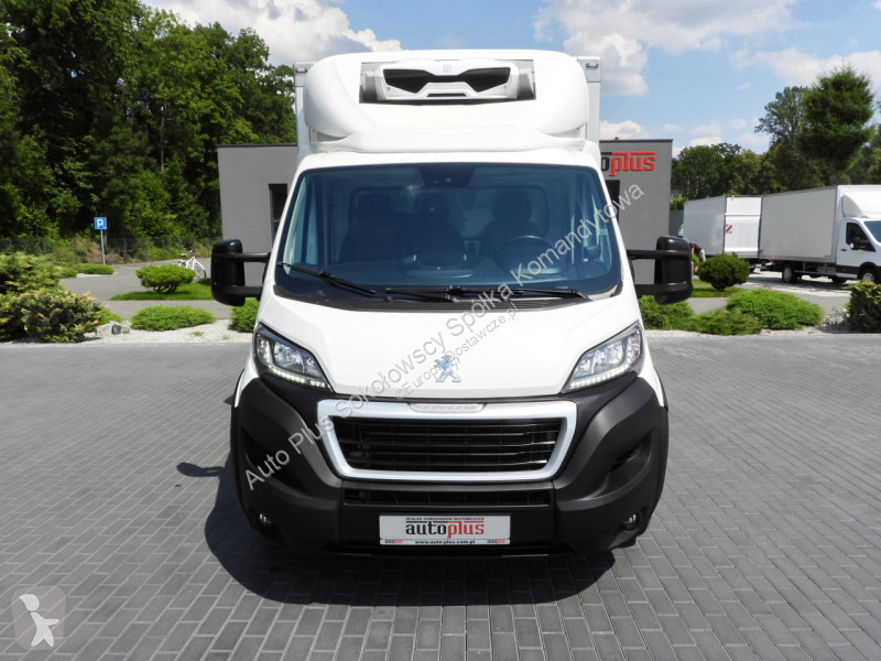 Samochód dostawczy Peugeot  BOXER
