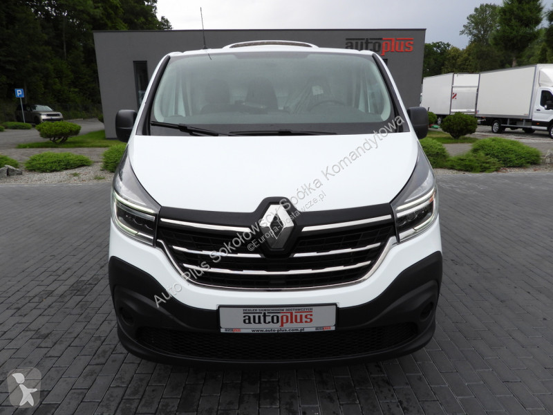 Véhicule utilitaire Renault  TRAFIC