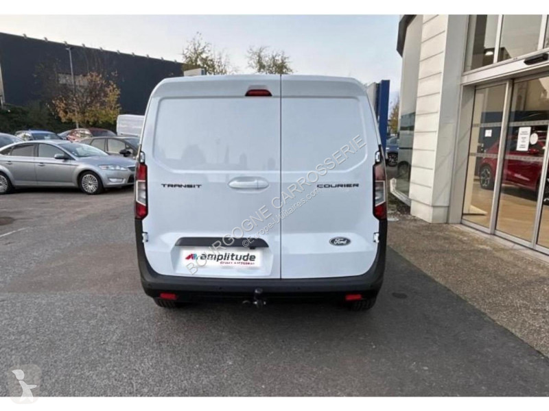 Véhicule utilitaire Ford TRANSIT...