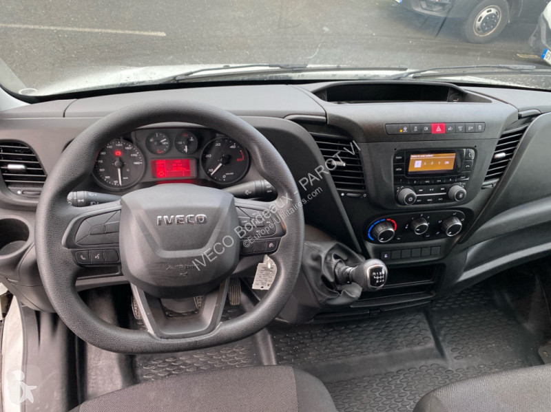 Коммерческий автомобиль Iveco 35C16H3.0...