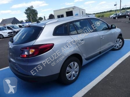 عربة نفعية Renault MEGANE III ESTATE 1.5 DCI...