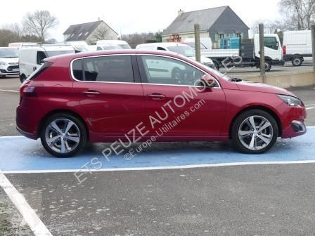 عربة نفعية Peugeot 308 1.2 PT  130CH FELINE S&S 5P