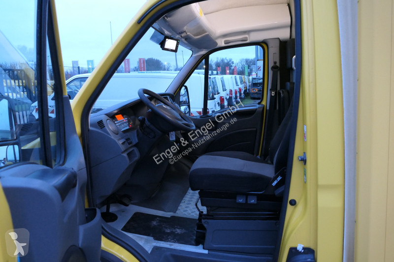 Iveco Daily 35 S11 C30C AUTOMATIK KAMERA Regale...