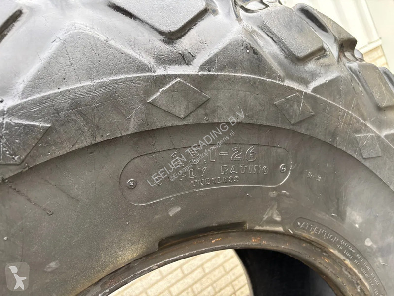 Samochód dostawczy Goodyear 23.1-26 used...