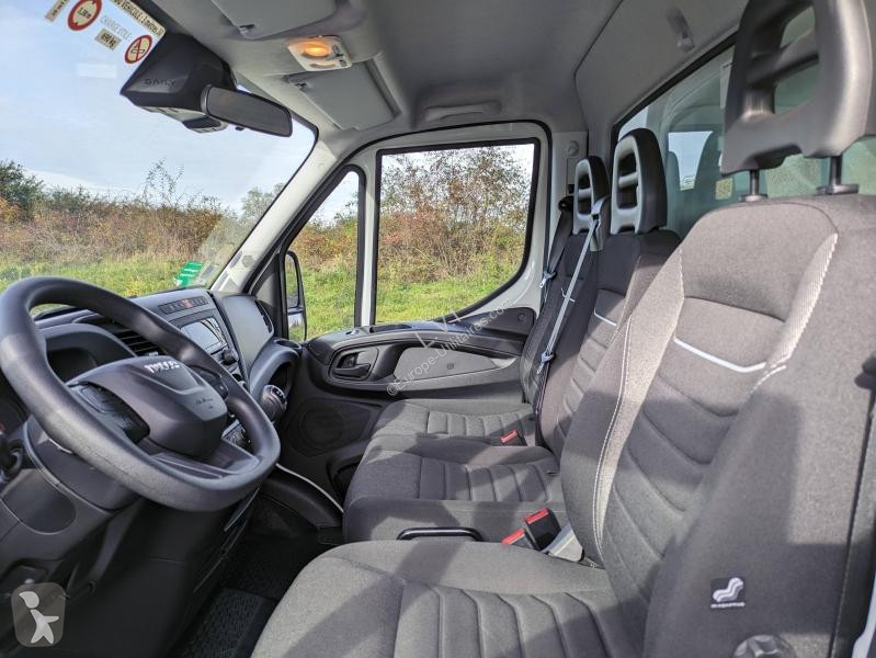 Véhicule utilitaire Iveco CCb 35C16H3.0...