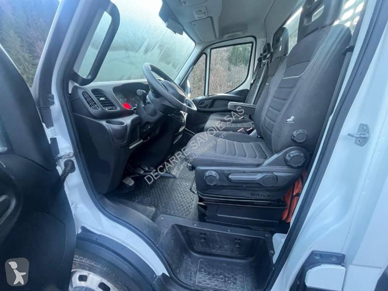 Samochód dostawczy Iveco