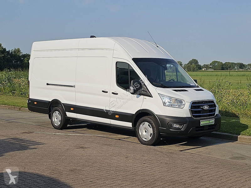 عربة نفعية Ford L4H3 317km WLTP68kWh E